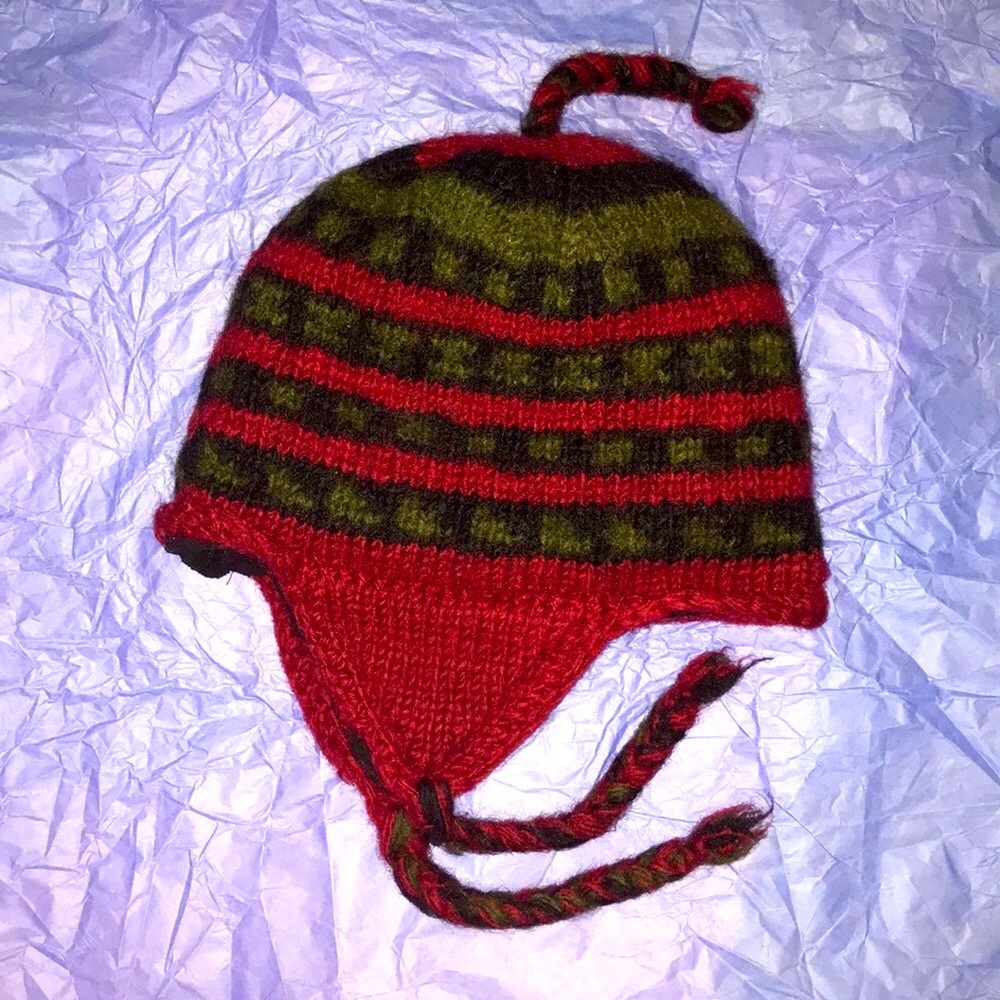 Handmade wool earflap braided sides red patterned toddler SHERPA hat Nepal EUC
